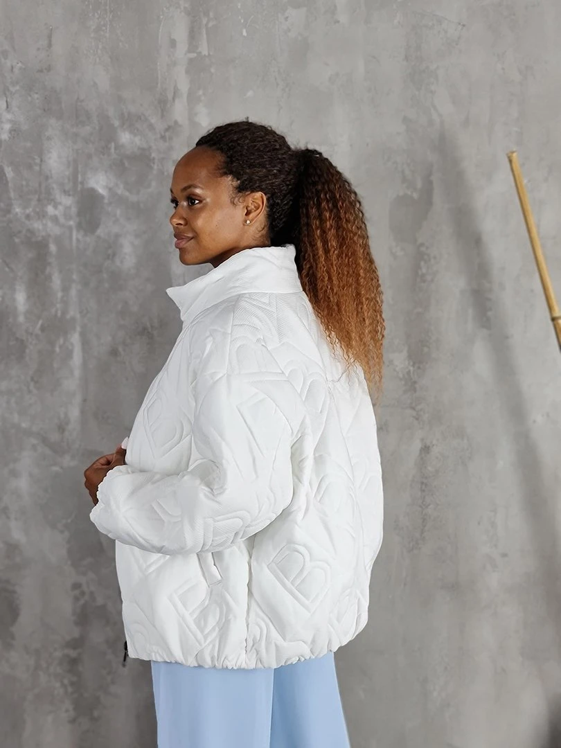 Куртка Barbara Alvisi с буквами и высокой молнией белая, фотография №4