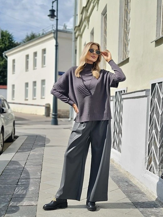 Костюм-тройка BEAUTY WOMEN трикотажный жилет водолазка брюки серый