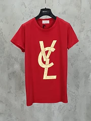 Футболка Vicolo с золотыми буквами красная SALE, фотография №1