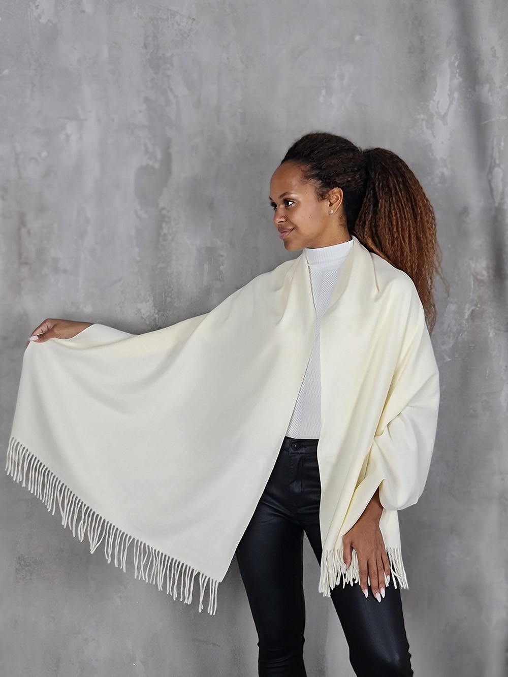 Палантин Grace кашемировый молочный , фотография №1