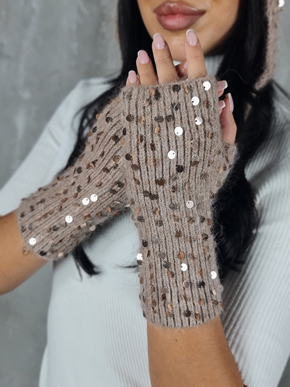 Митенки Alex Max вязаные белые с пайетками коричневые, фотография №1