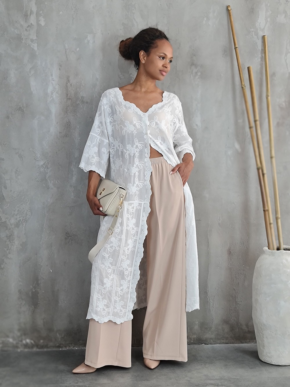 Кардиган li.fe style удлиненный с кружевными вставками белый, фотография №1