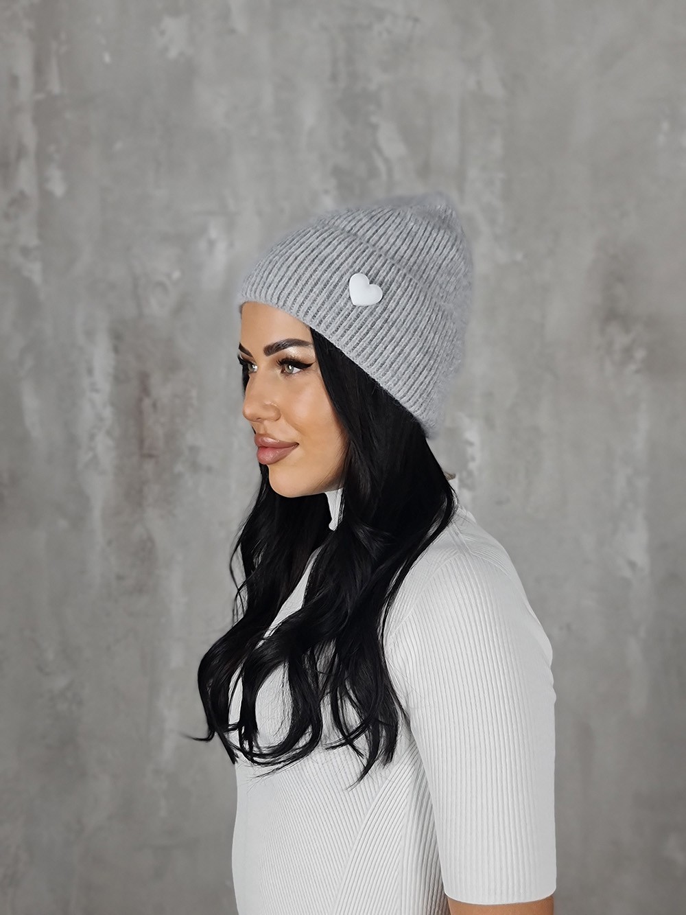 Шапка Mondana с сердечком серая, фотография №1
