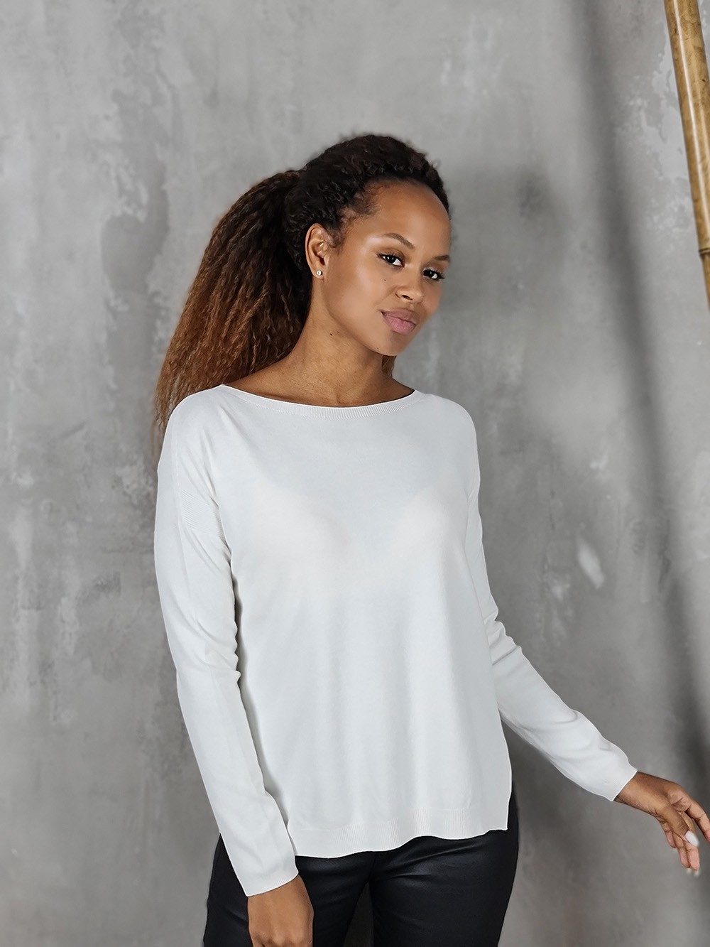 Джемпер Kontatto с вырезами по бокам белый, фотография №1