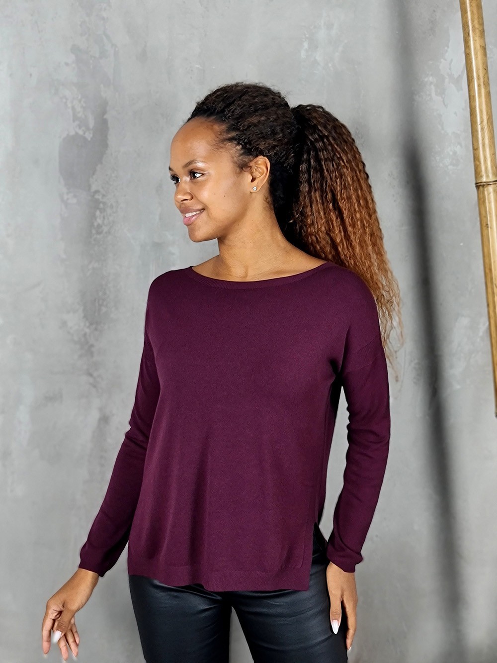 Джемпер Kontatto с вырезами по бокам бордо, фотография №1