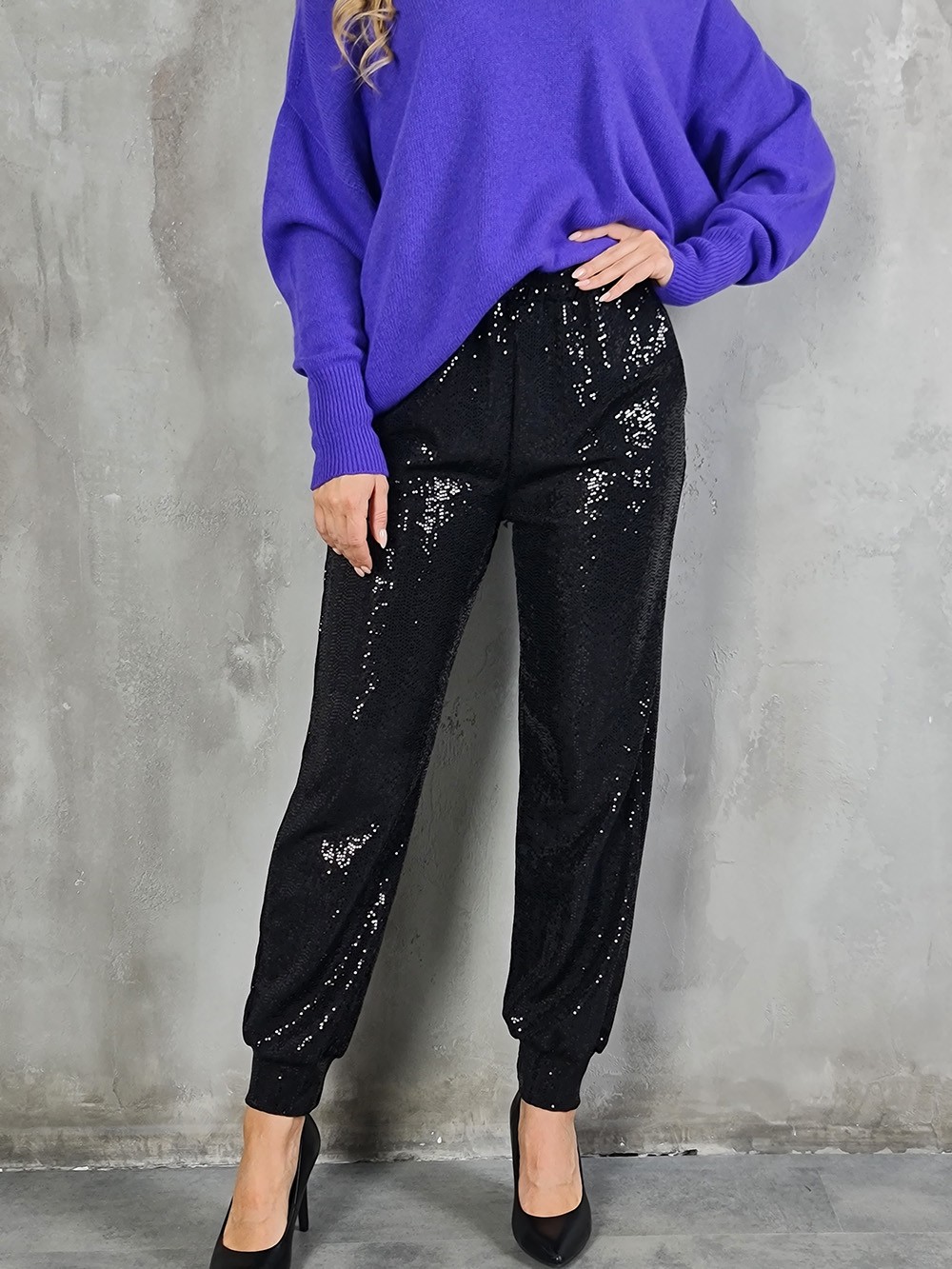 Брюки-джоггеры MIHO'S c блестящим покрытием  БЕЗ завязок чёрные, фотография №1