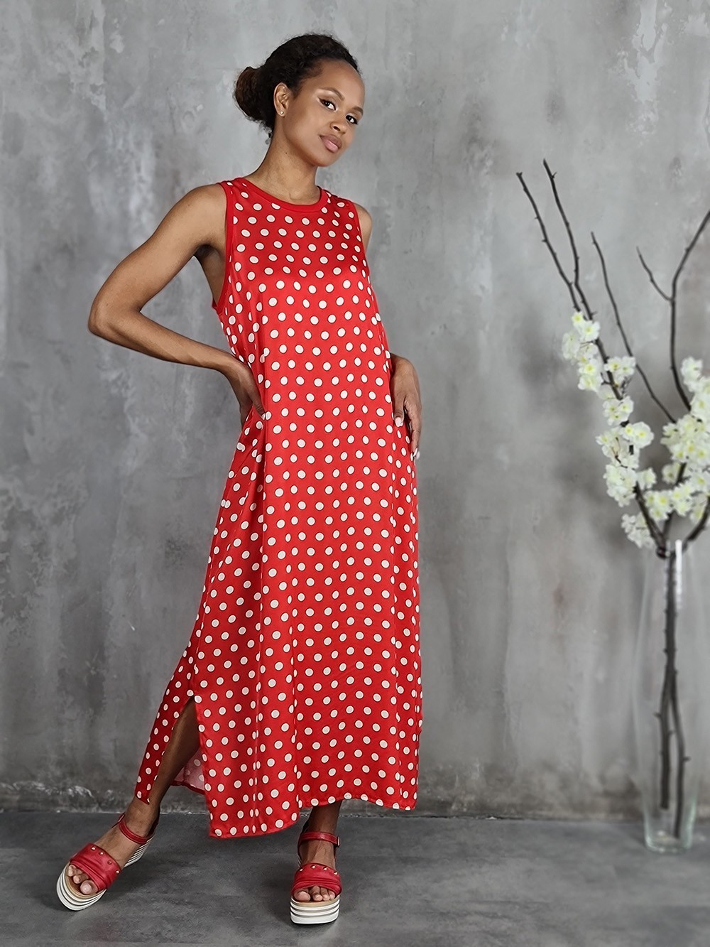 Платье STAR без рукавов в белый горох красное, фотография №1
