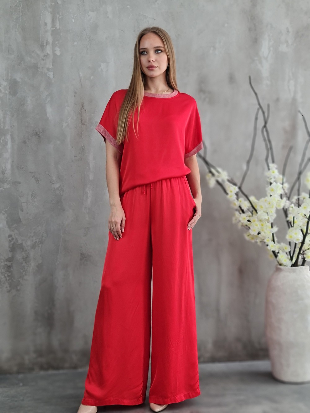 Костюм li.fe style футболка и брюки красный, фотография №1