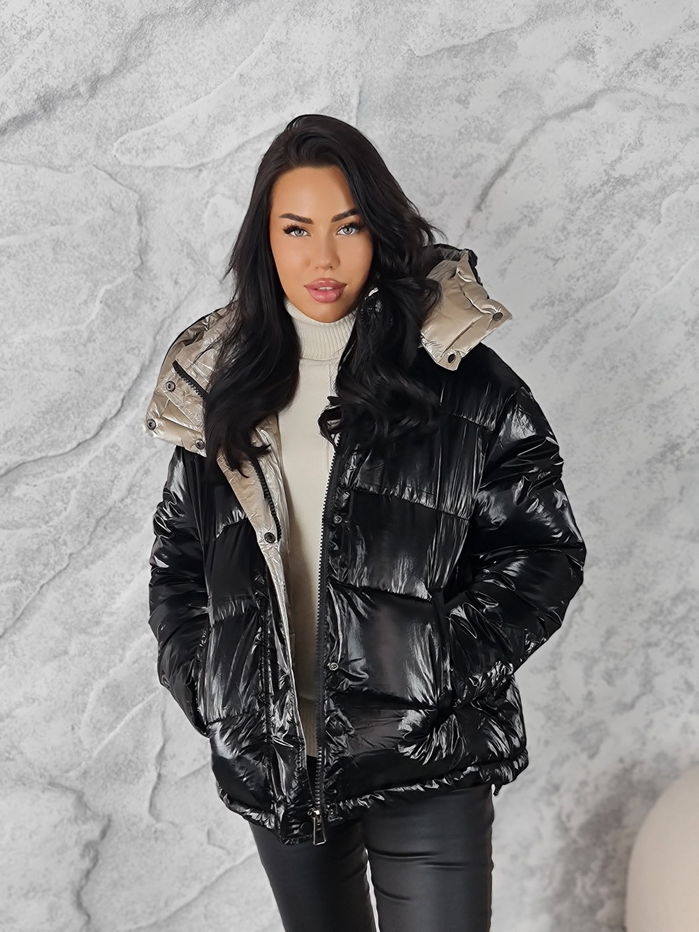 Куртка Monte Cervino с золотым капюшоном чёрная, фотография №1