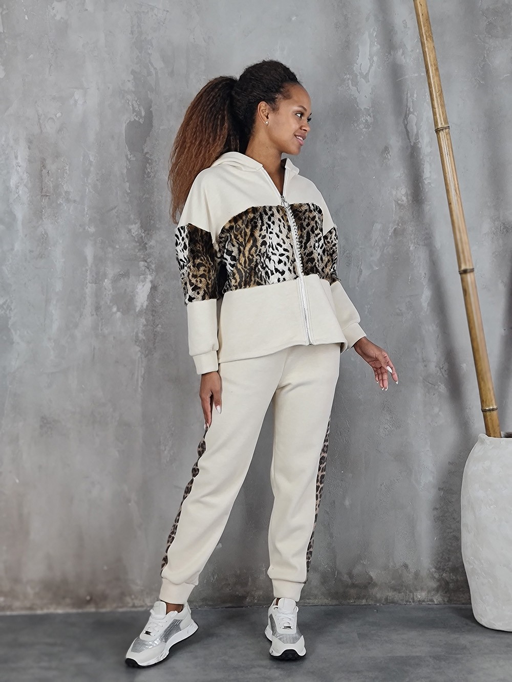 Костюм Timiami худи на молнии с брюками молочный, фотография №1