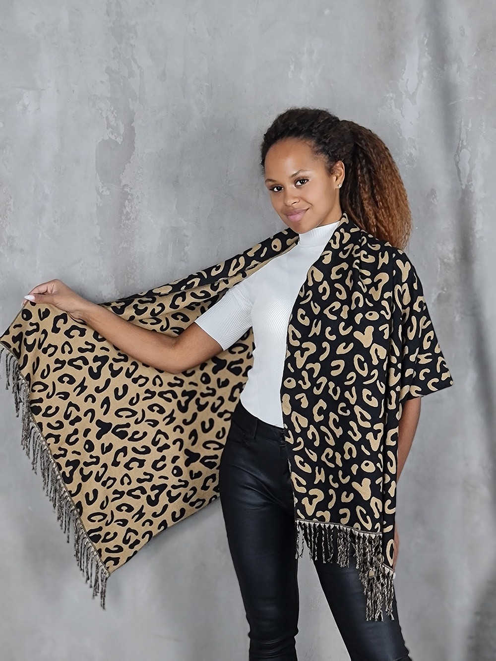 Палантин Luna Chiara леопард беж.-черн., фотография №1