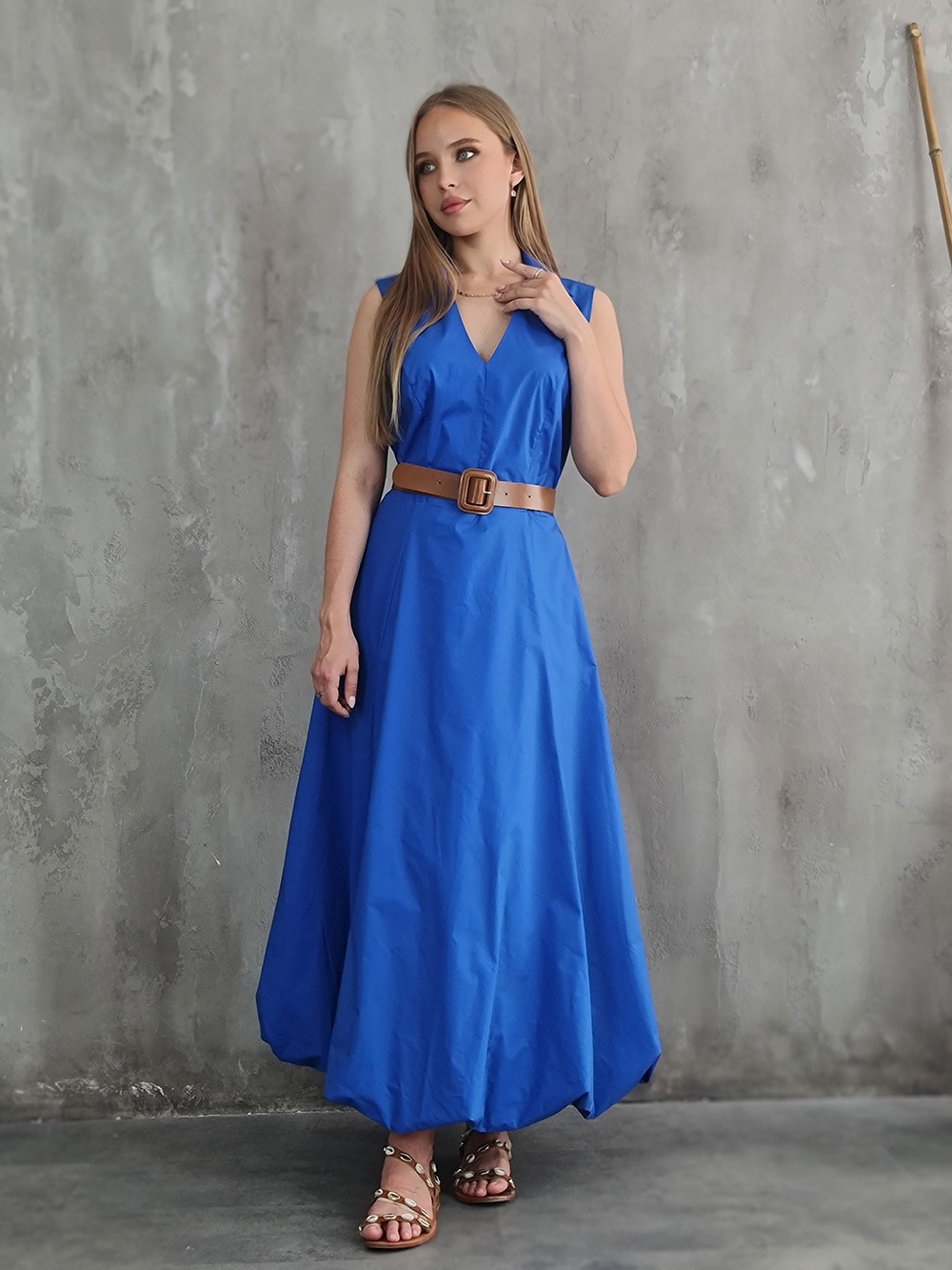 Платье Imperial без рукавов с коричневым ремнем синее, фотография №1