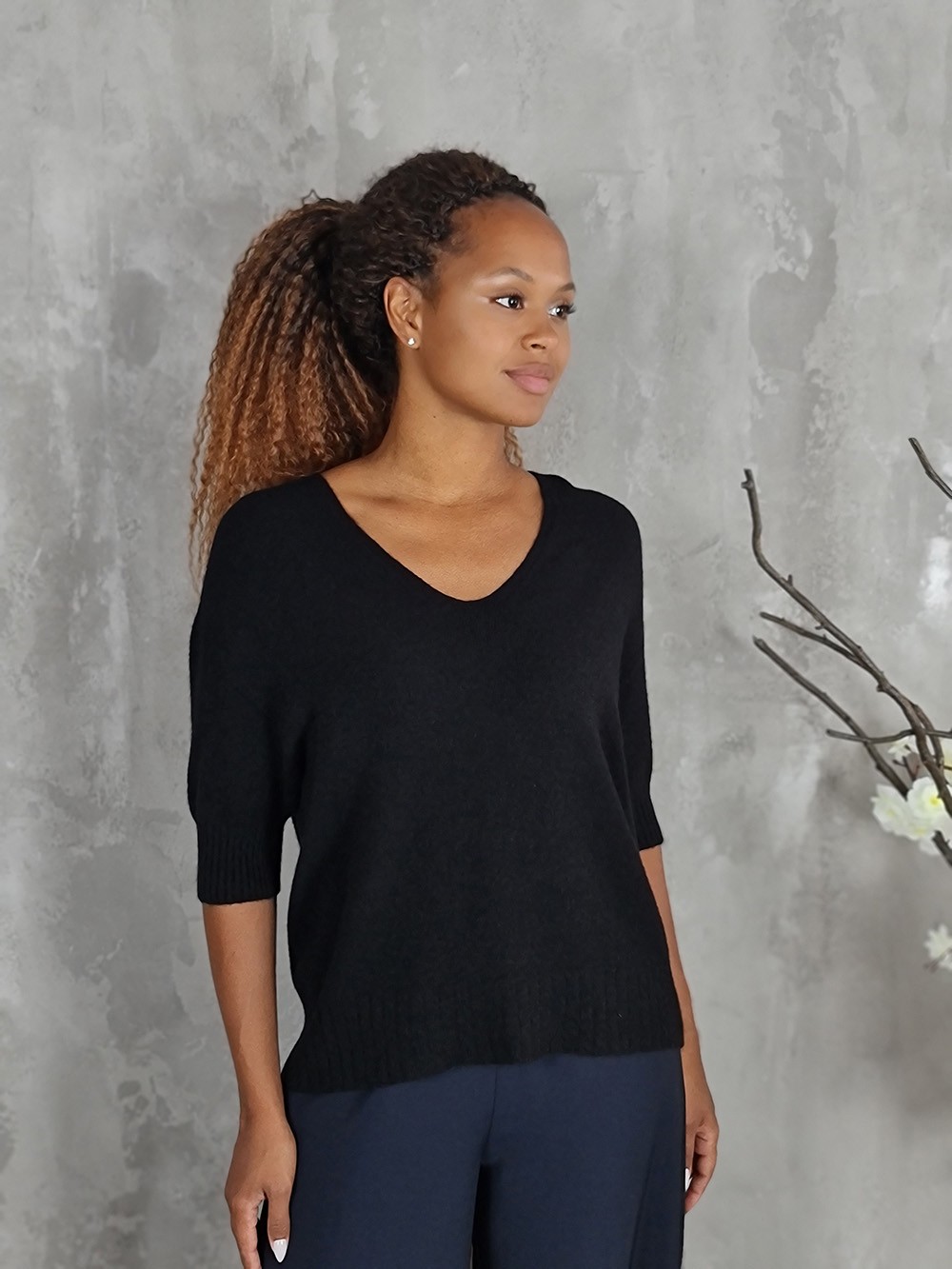 Джемпер Imperial с V-образным вырезом черный, фотография №1