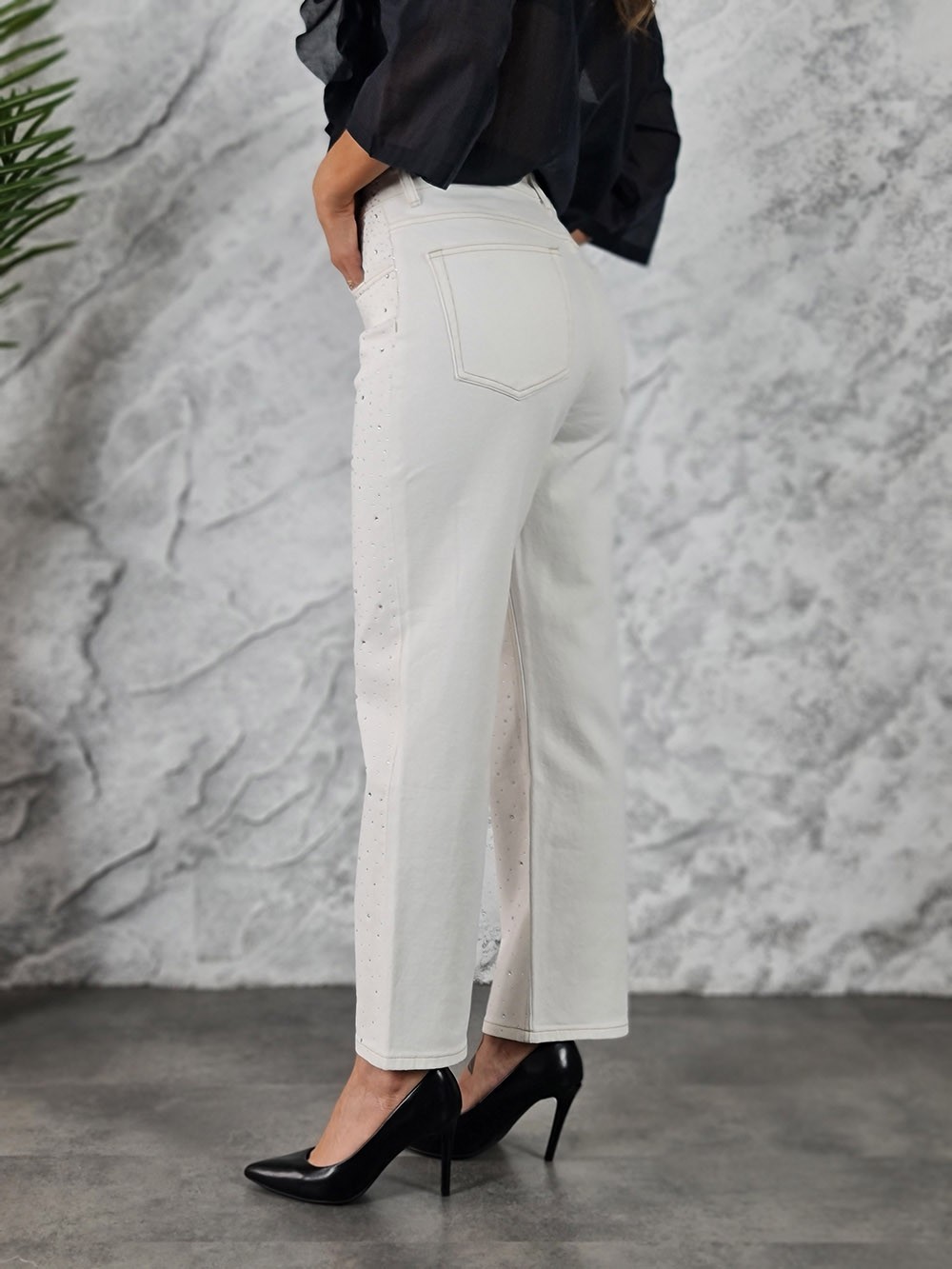 Джинсы Miss Bonbon со стразами белые, фотография №4