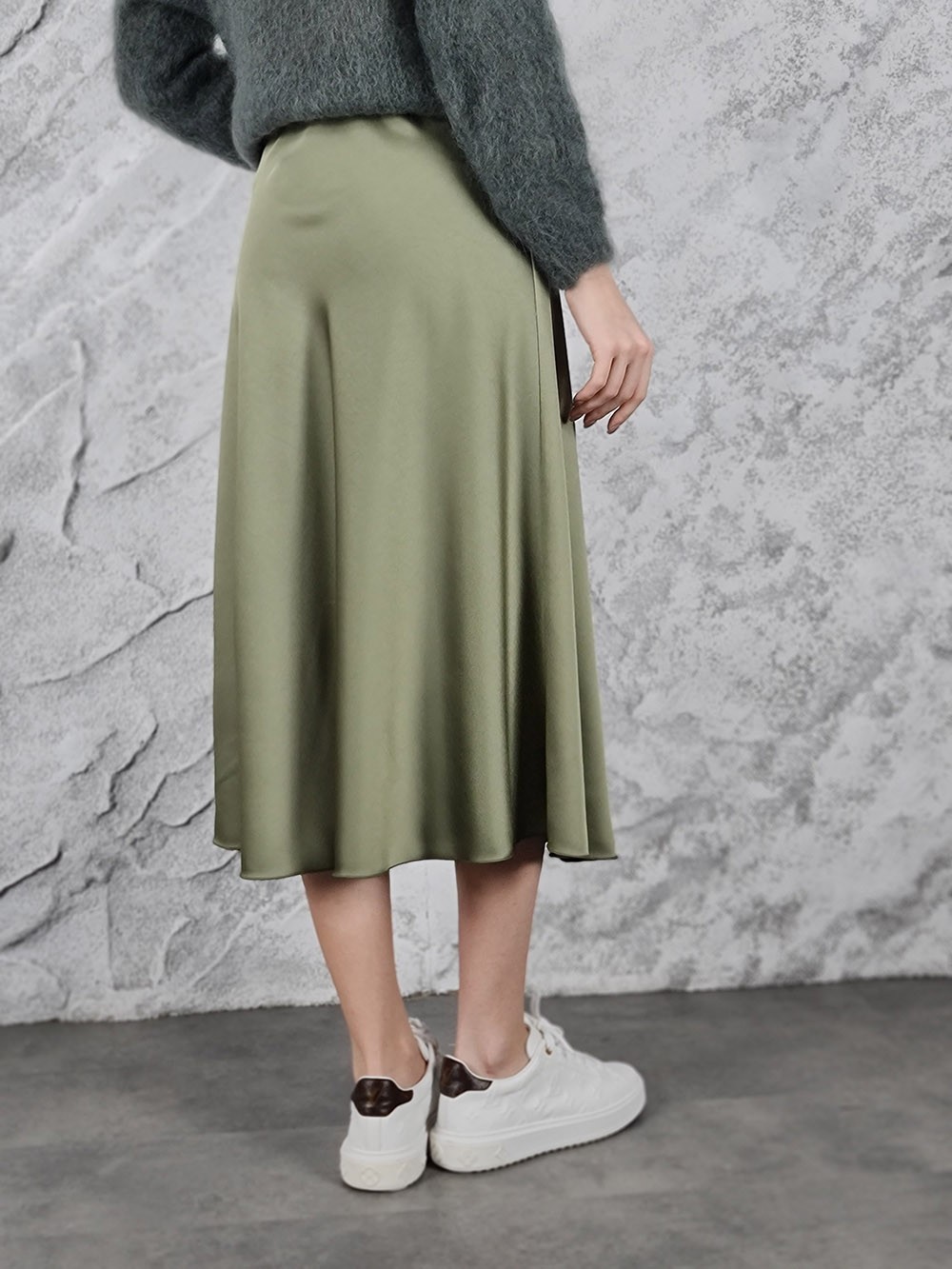 Юбка MIHO'S шелковистая вискоза оливка , фотография №3