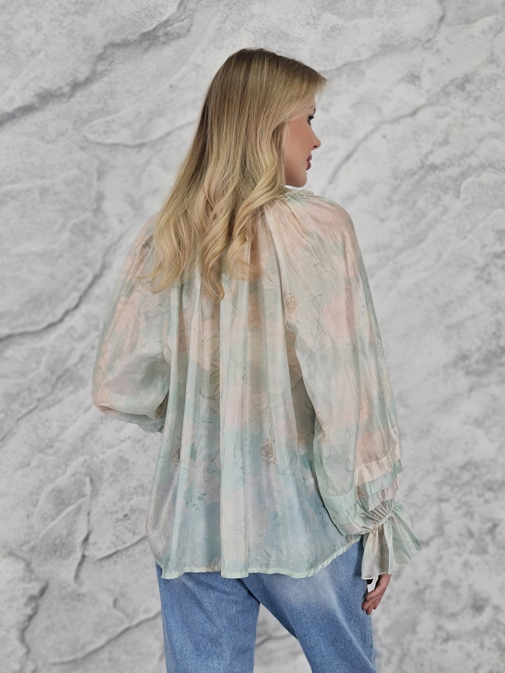Блузка MIHO'S с рюшами пастельный принт ментол, фотография №5