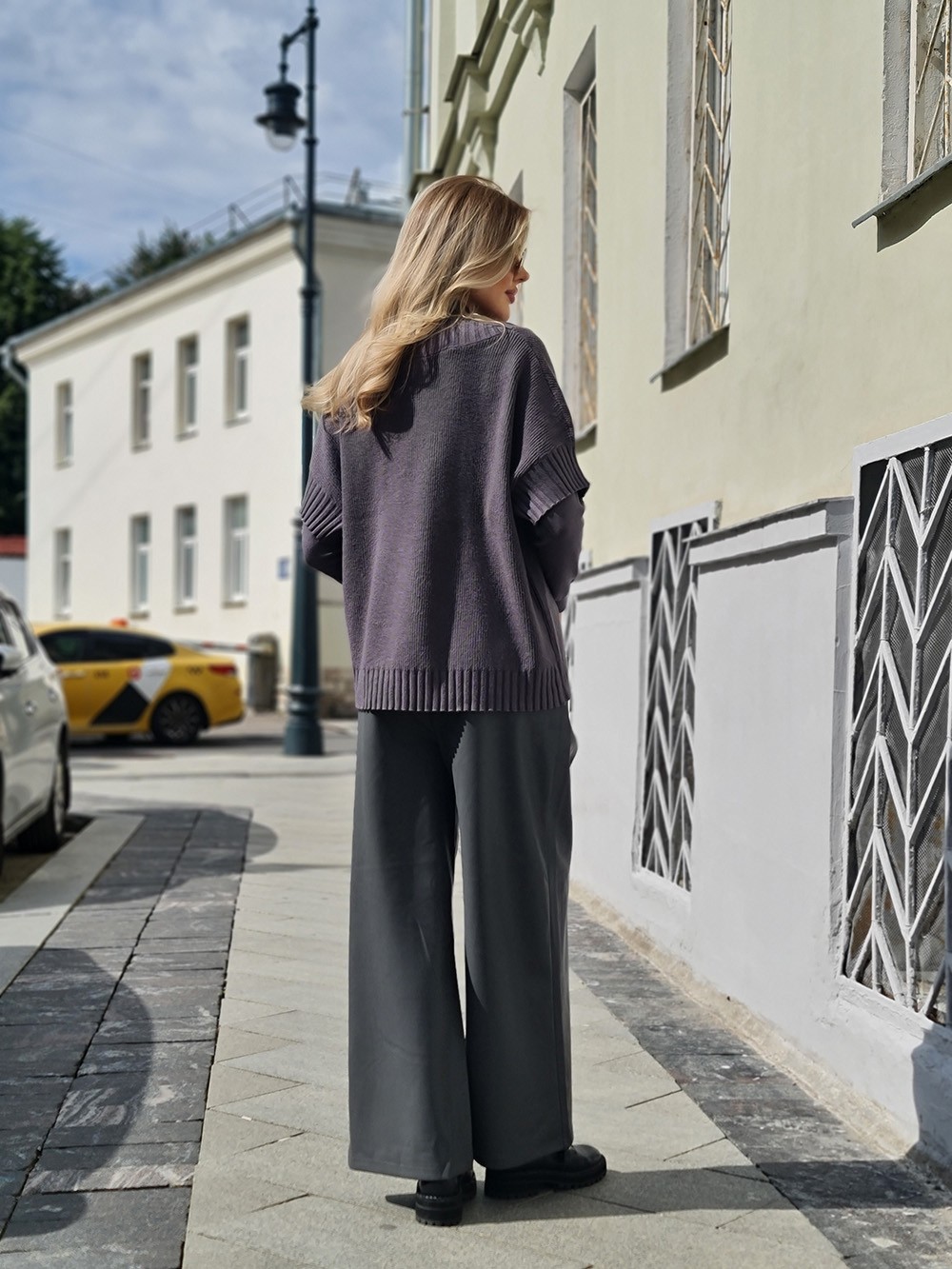 Костюм-тройка BEAUTY WOMEN трикотажный жилет водолазка брюки серый, фотография №2