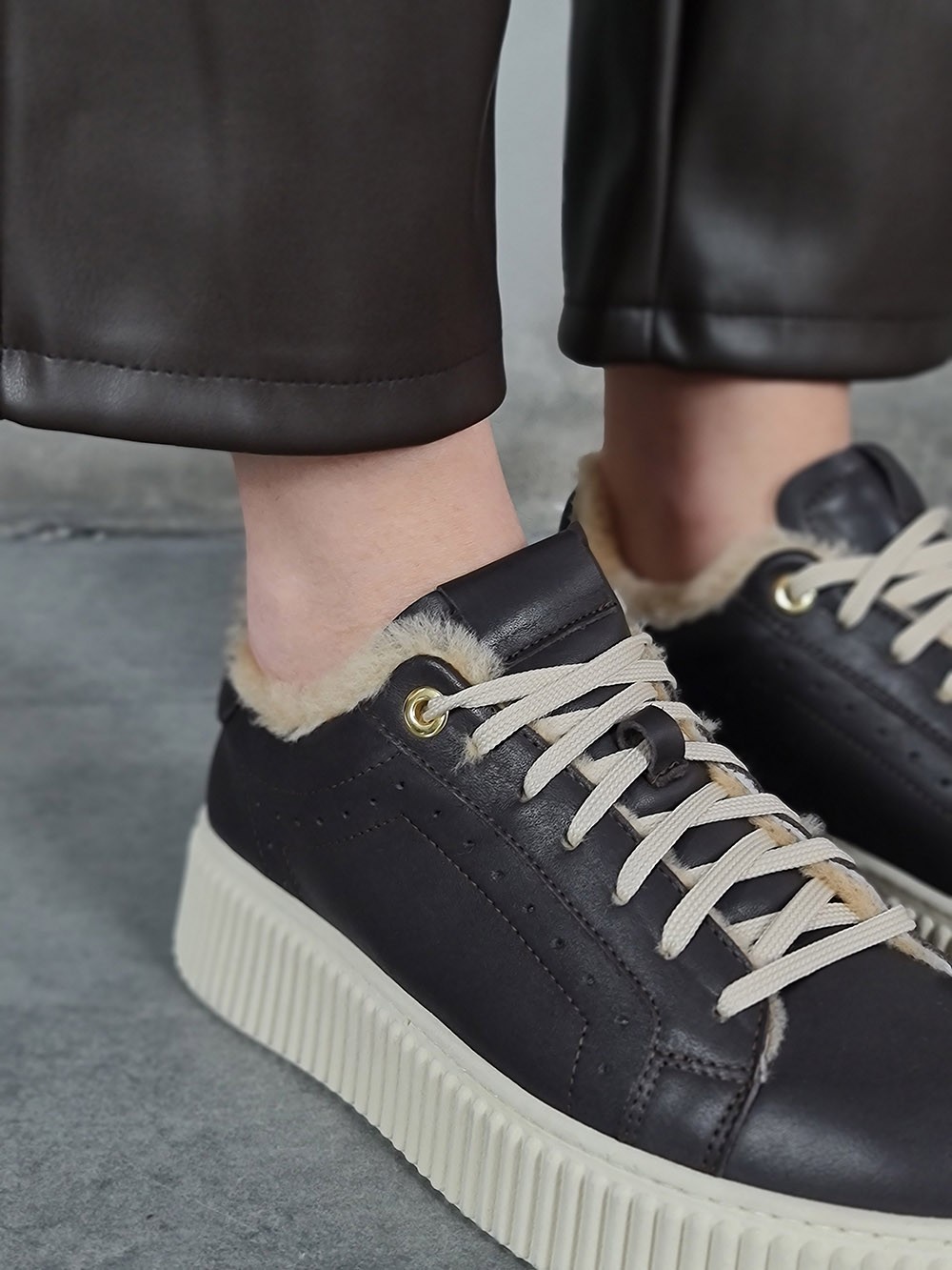 Кроссовки L'Estrosa утепленные шоколад, фотография №5