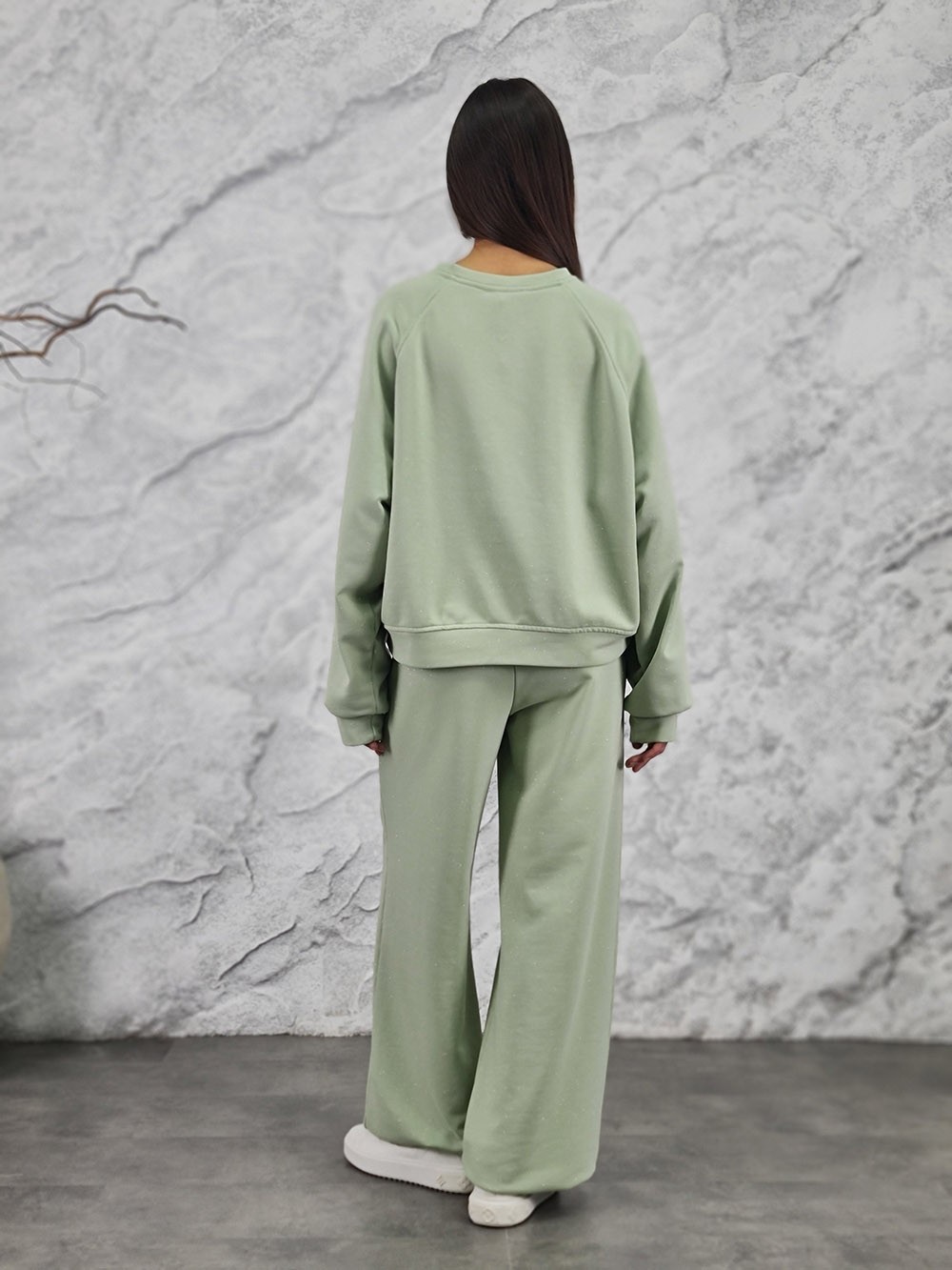 Костюм MOOIJ с блестками свитшот и брюки салатовый, фотография №3