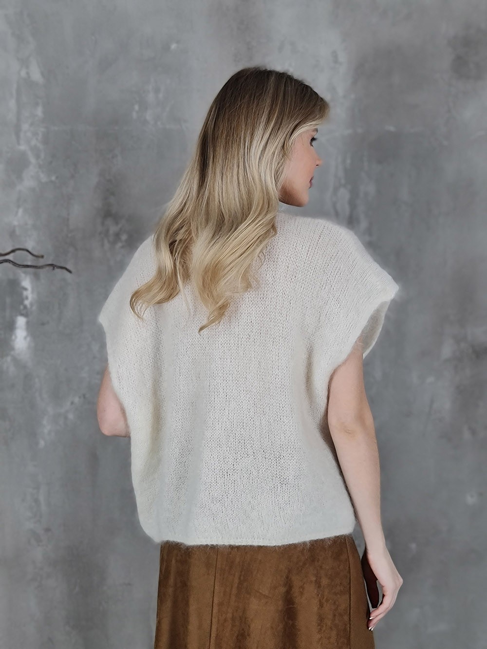 Жилет кид мохер плотная вязка молочный, фотография №3