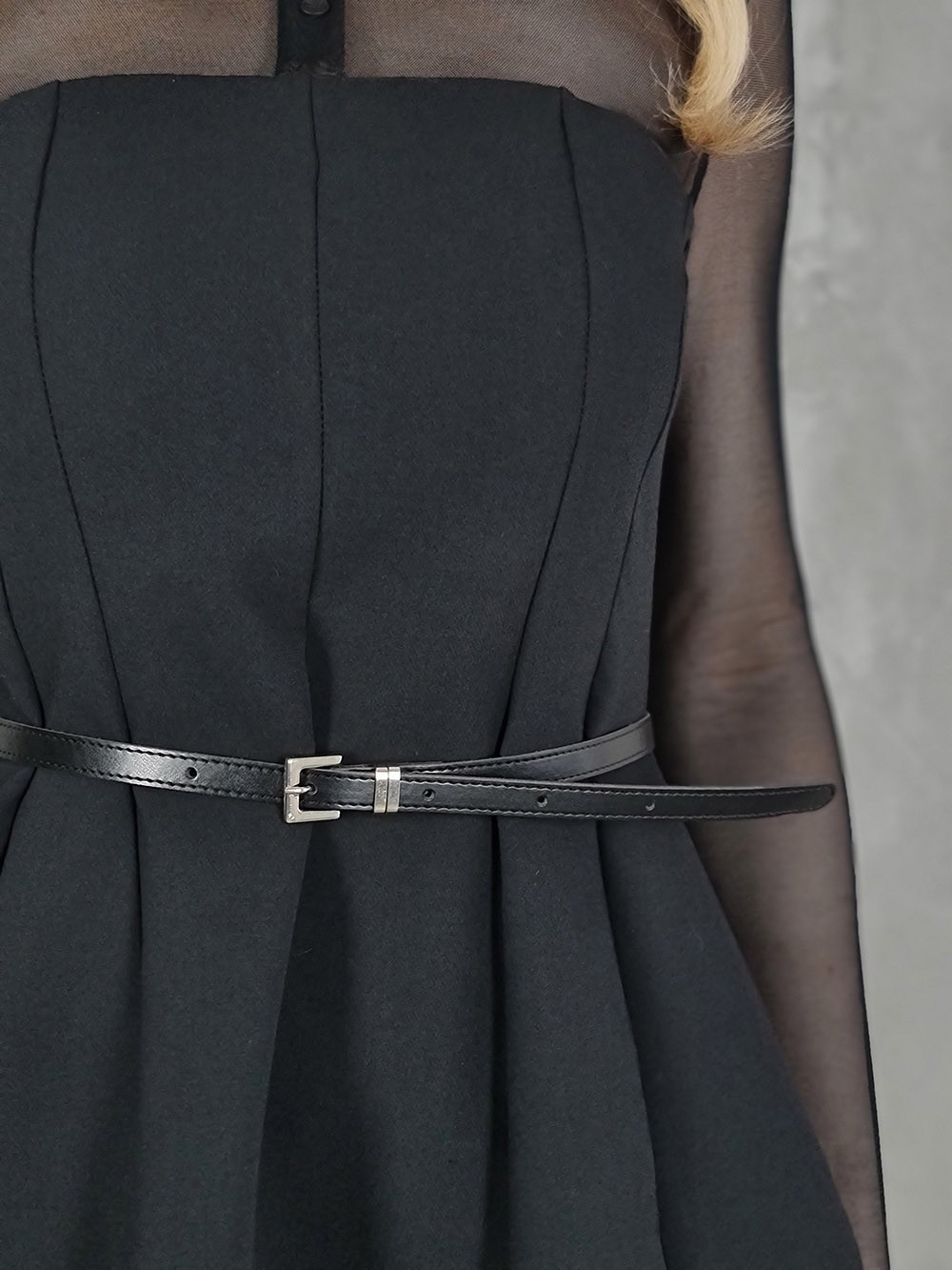 Платье Imperial короткое с прозрачной верхней частью и ремнем черное, фотография №5