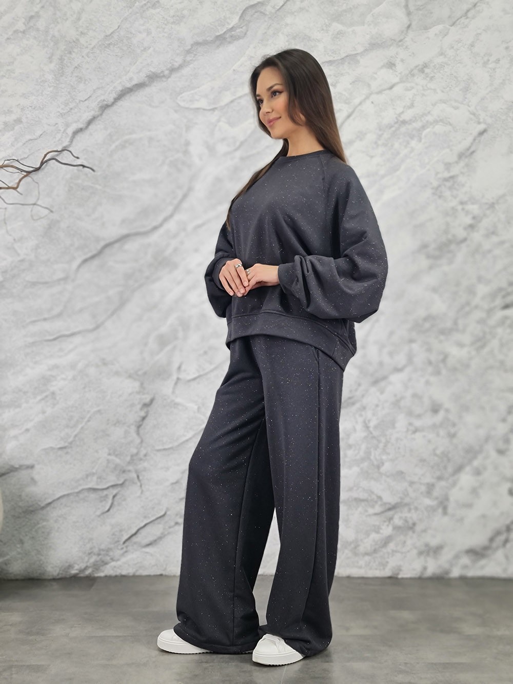 Костюм MOOIJ с блестками свитшот и брюки графит, фотография №2