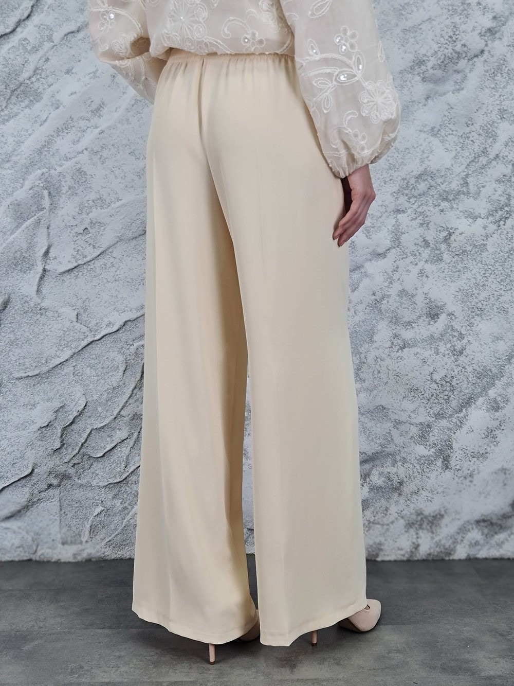 Брюки Imperial ткань холодок на резинке молочные, фотография №5