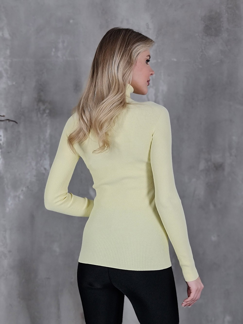 Водолазка Kontatto в рубчик желтая , фотография №3