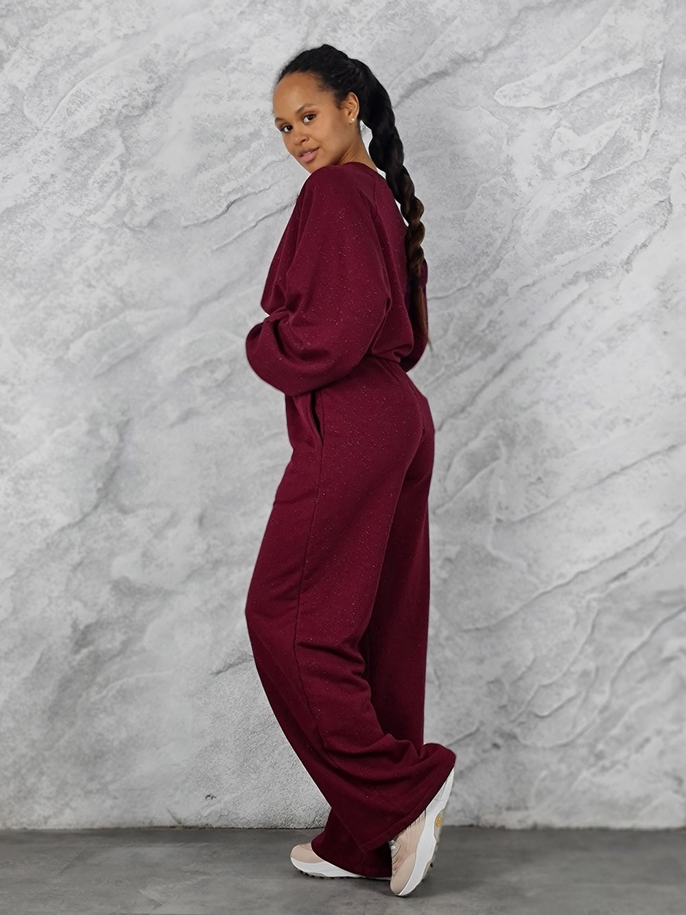 Костюм MOOIJ с блестками свитшот и брюки винный, фотография №2