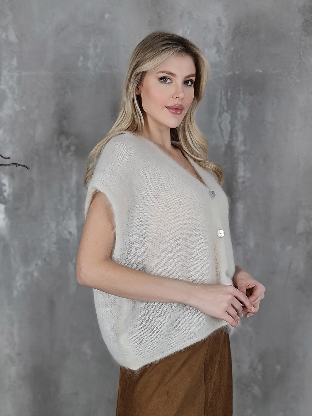 Жилет кид мохер плотная вязка молочный, фотография №2