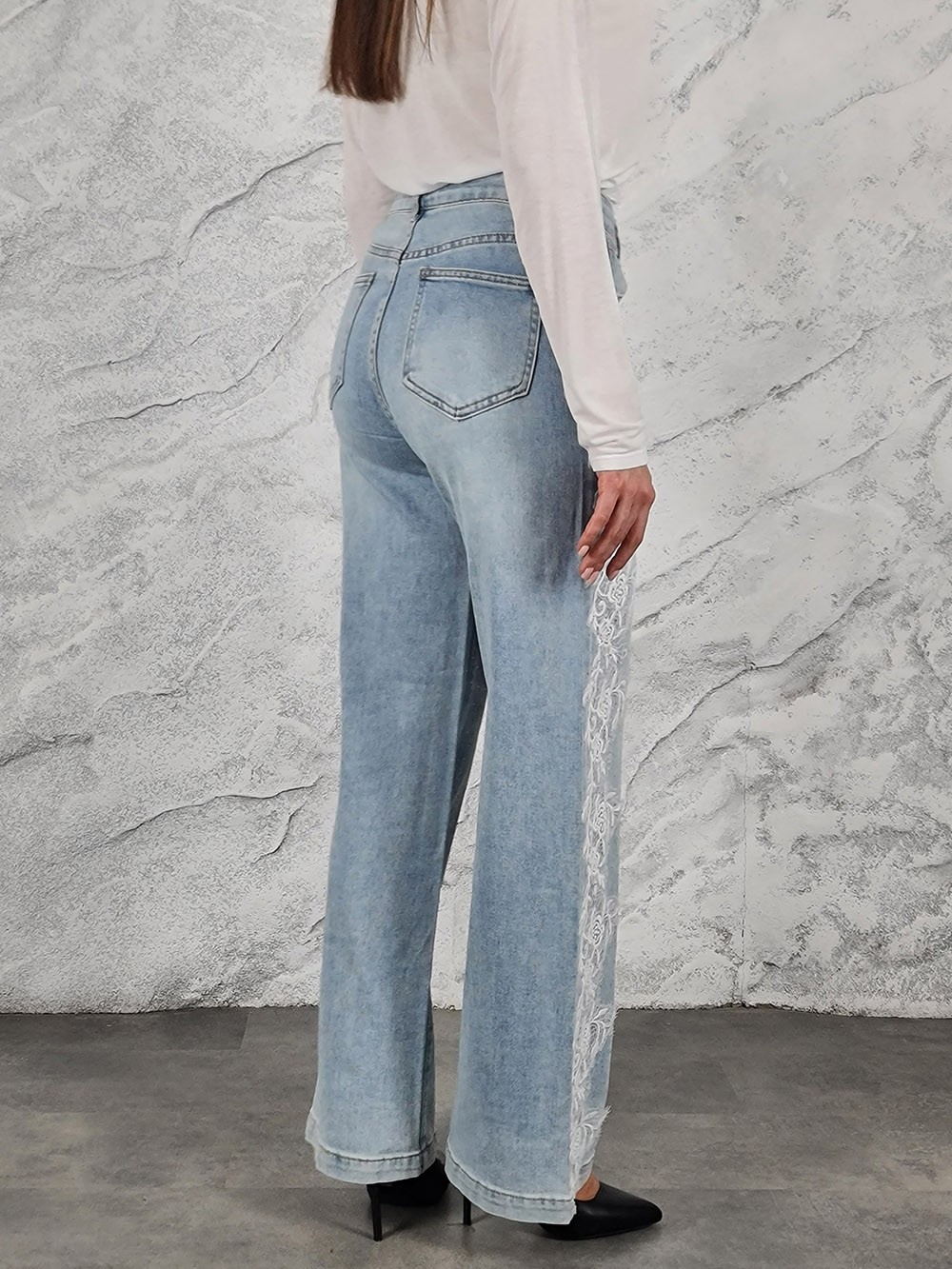 Джинсы FLEXMODA с вышивкой на бокам голубые, фотография №3