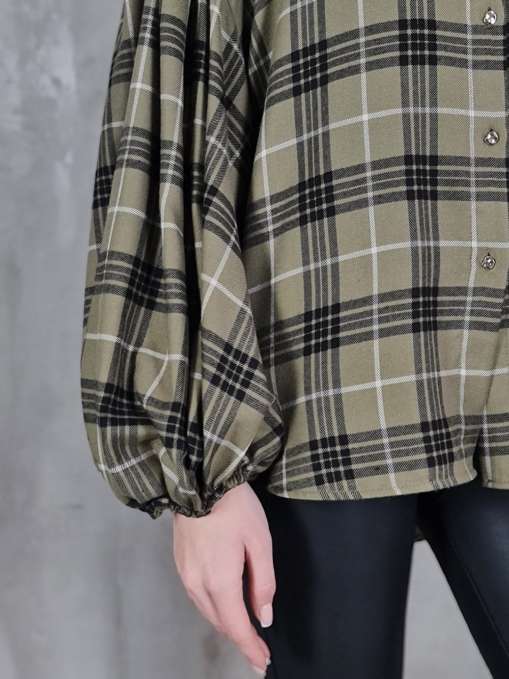 Рубашка Imperial в клетку с резинкой на рукавах оливка, фотография №5