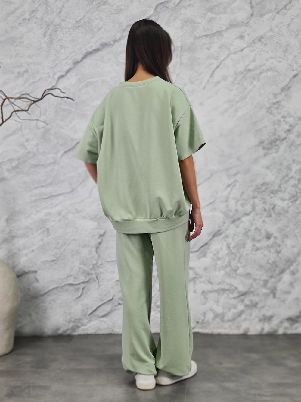 Костюм MOOIJ с блестками футболка и брюки салатовый, фотография №3