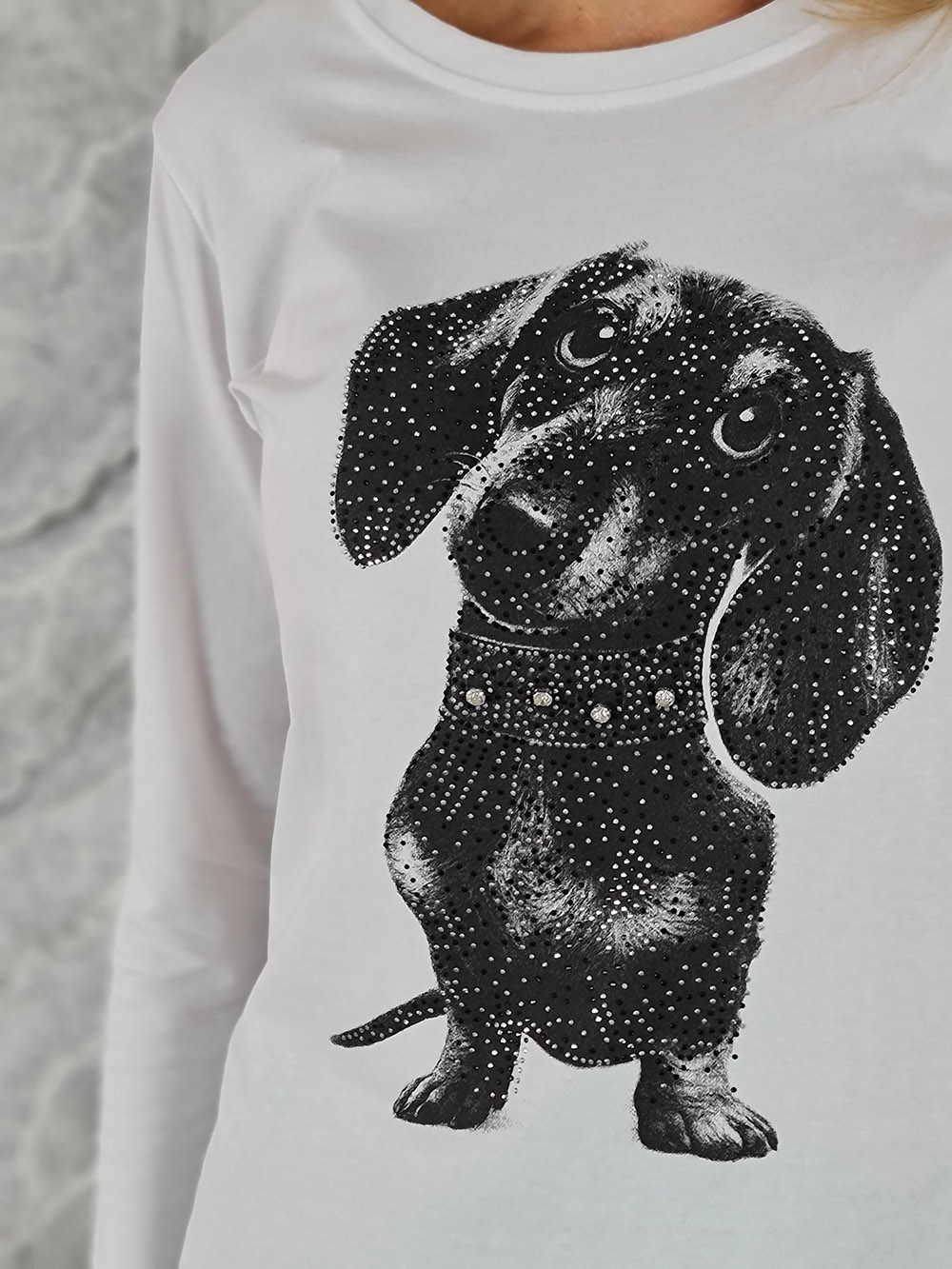 Лонгслив Mitica&Co. с принтом "такса" со стразами белый, фотография №4