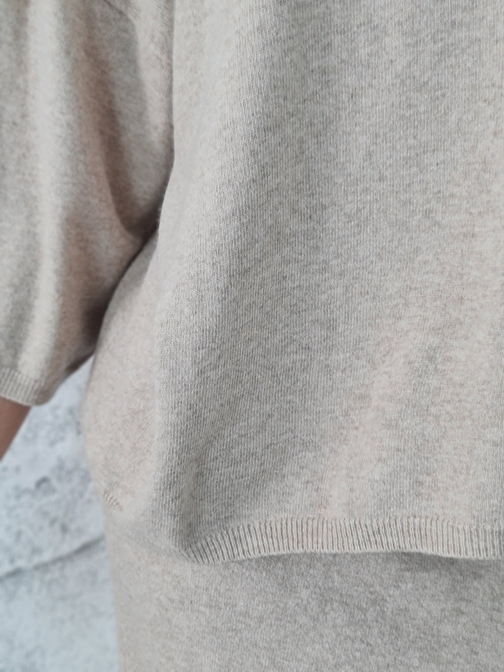 Костюм Vicolo джемпер круглый вырез юбка трикотажный бежевый, фотография №3