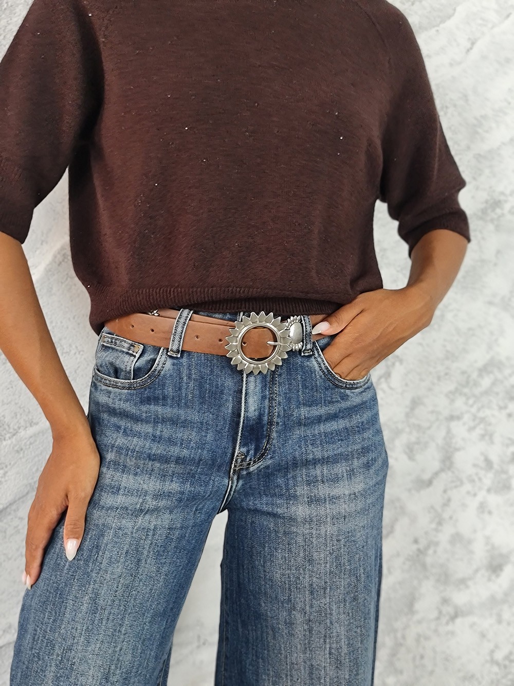 Джинсы ADORA с коричневым ремнем синие, фотография №5