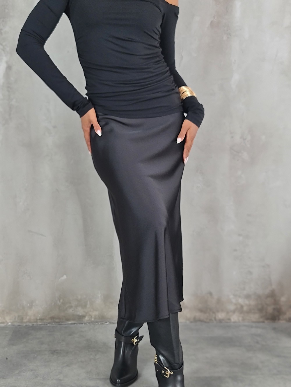 Юбка Imperial атласная миди черная, фотография №1