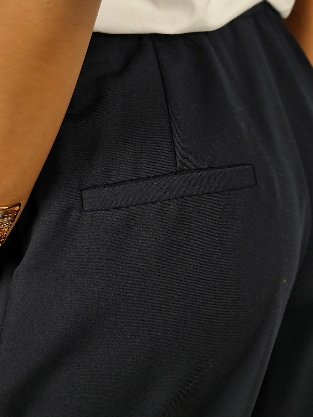 Брюки imperial с защипами на застежке резинка сзади темно-синие, фотография №3