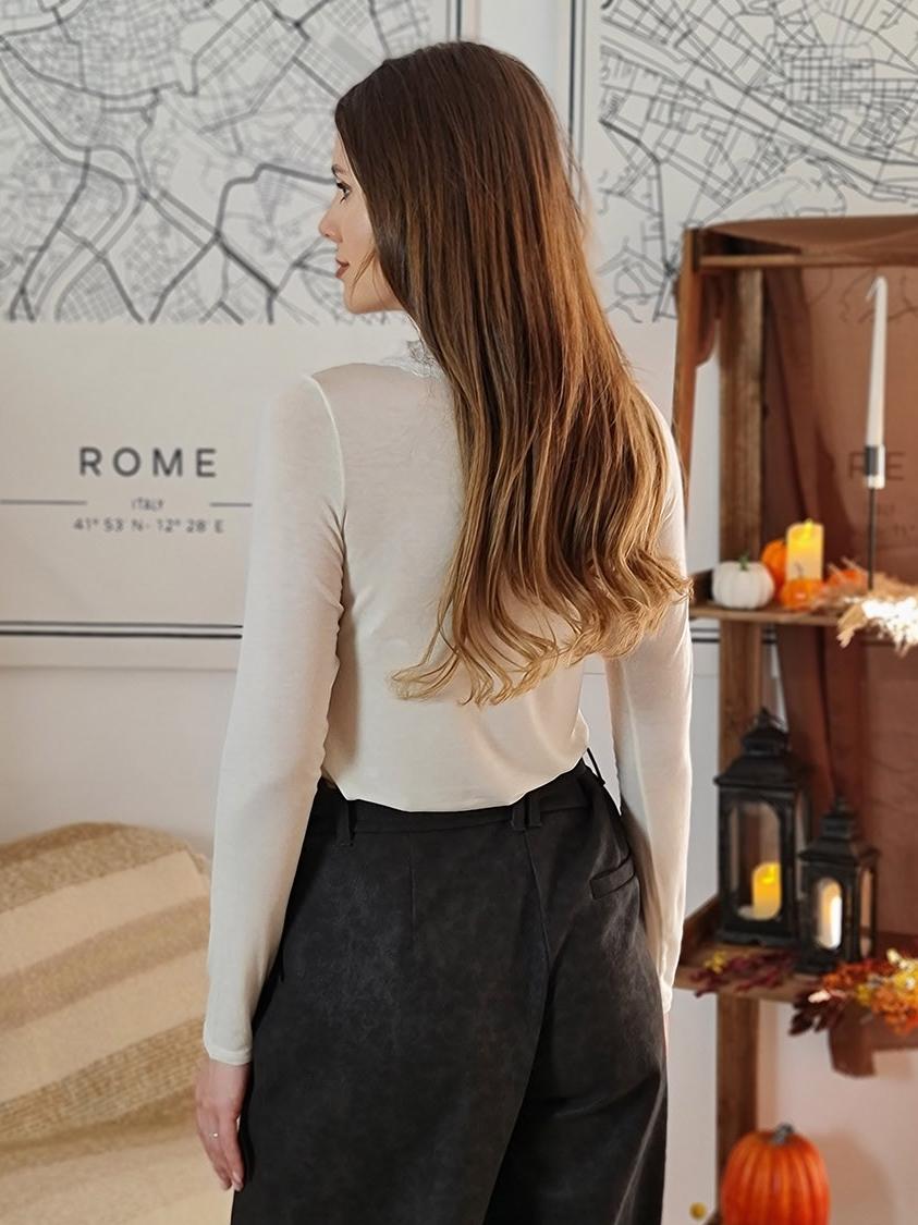 Лонгслив Cashmere Blend с кружевом на груди и кашемиром молочный, фотография №3