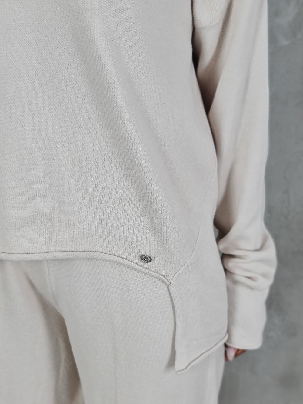 Костюм Please джемпер и брюки бежевый, фотография №6