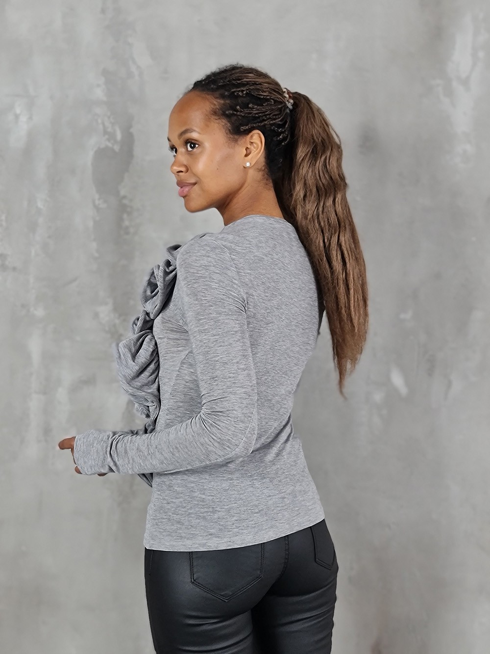 Лонгслив Imperial с рюшами серый, фотография №3