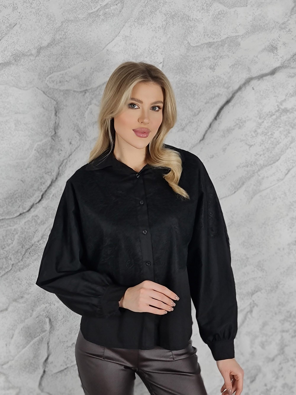 Рубашка BluRoyal с черным кружевом черная, фотография №3