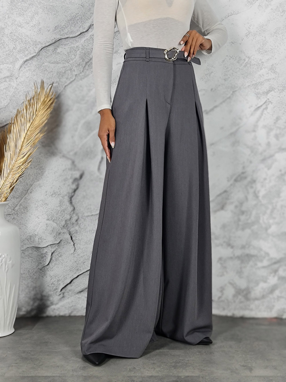 Брюки imperial ремень с золотой бляшкой серые, фотография №1