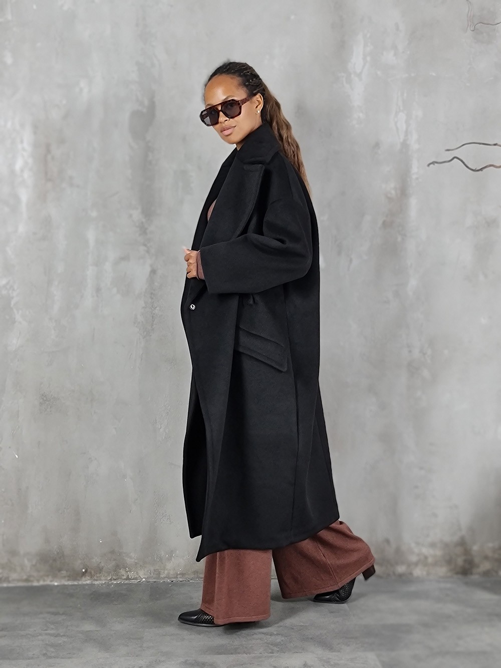 Пальто Imperial oversize с карманами чёрное, фотография №5