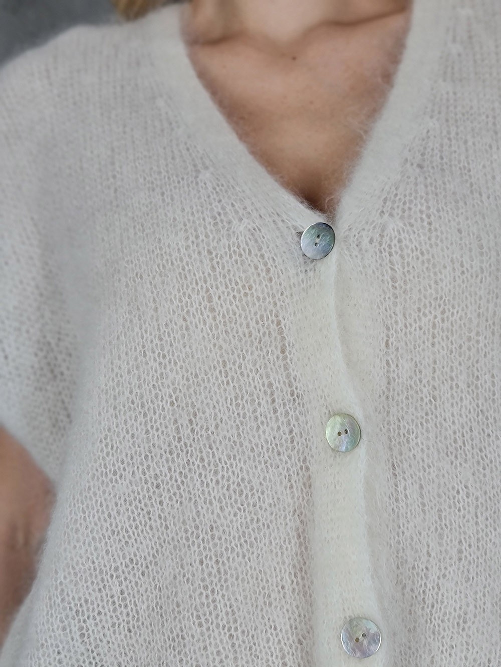 Жилет кид мохер плотная вязка молочный, фотография №4