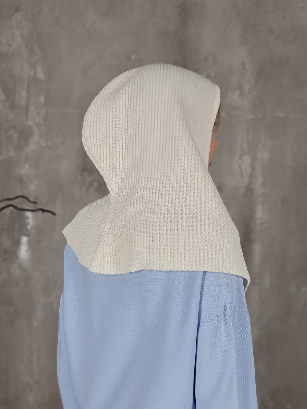 Капор Vicolo на завязках молочный, фотография №3