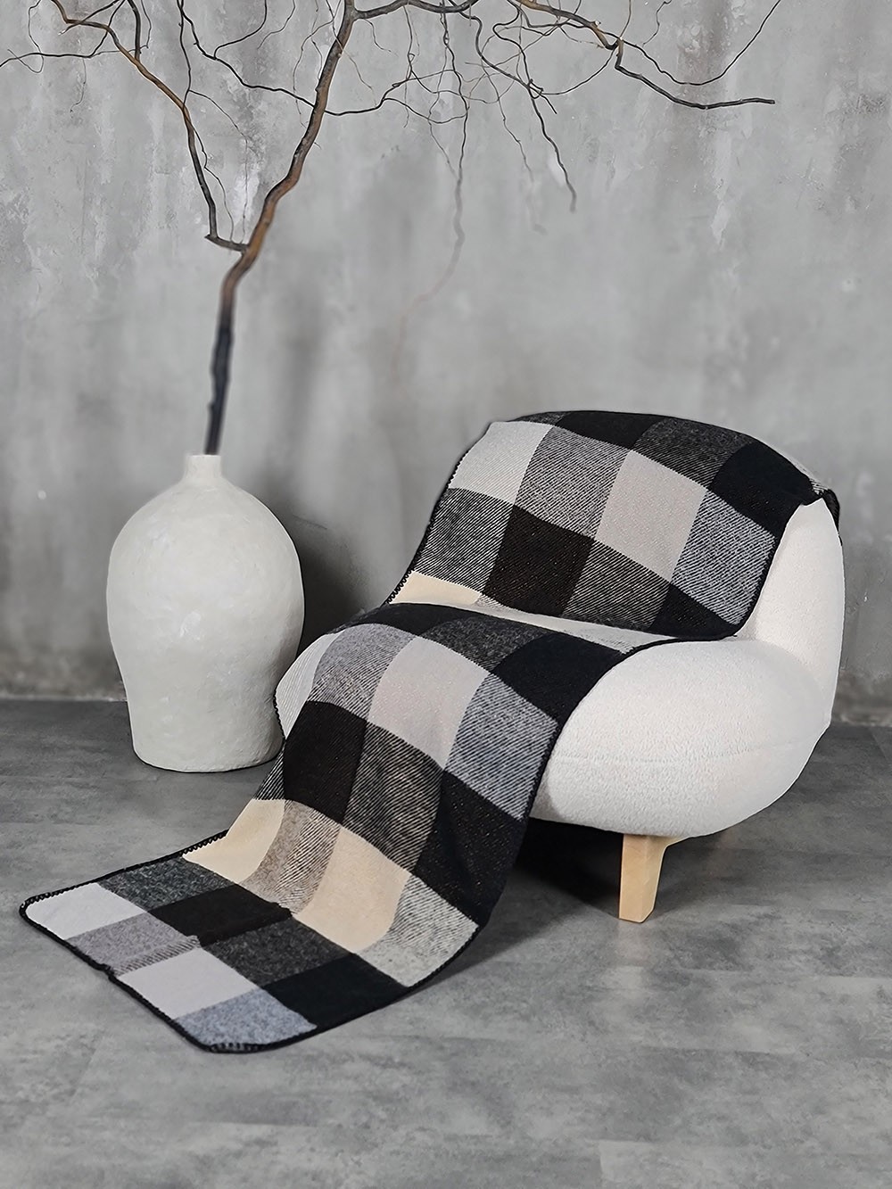 Палантин Katier в клетку черный, фотография №1