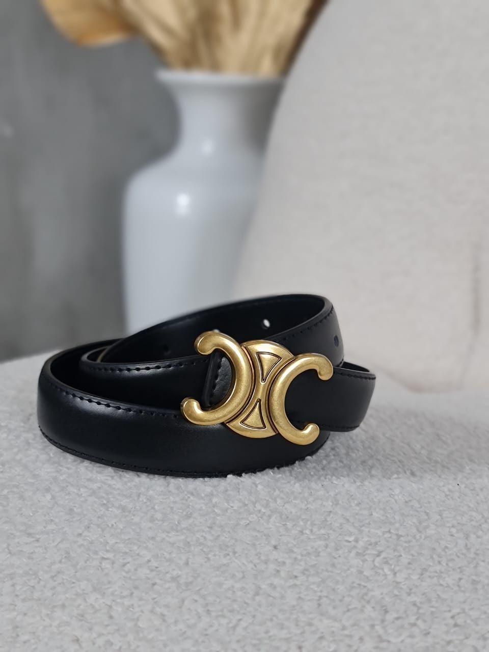 Ремень натуральная кожа с золотой застежкой черный, фотография №4