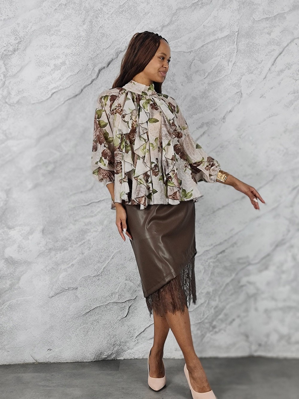 Блузка BluRoyal цветочный принт шоколад, фотография №2