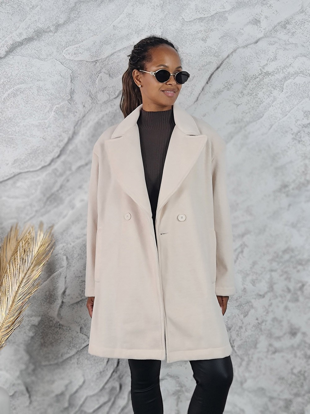 Пальто Motel укороченный оверсайз кремовое, фотография №1